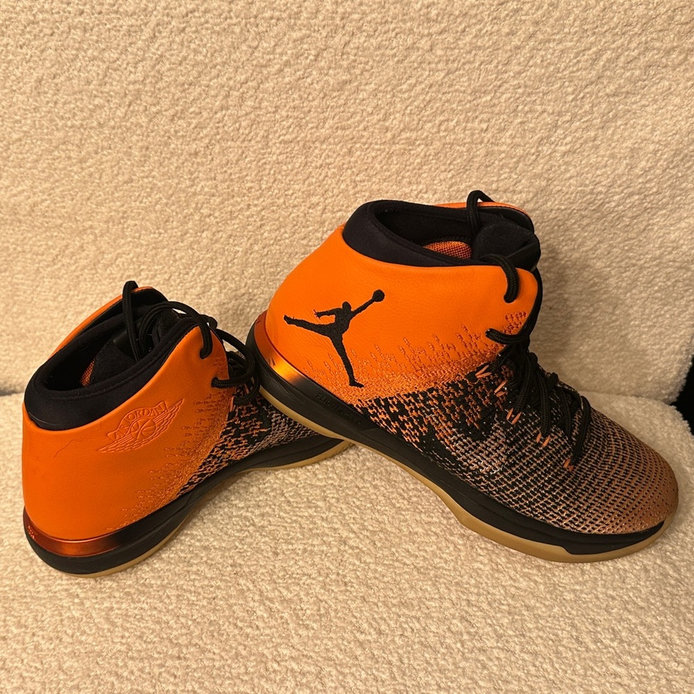 Air Jordan XXX1 31 Shattered Backboard Orange Sneakers 10 men 11.5 women